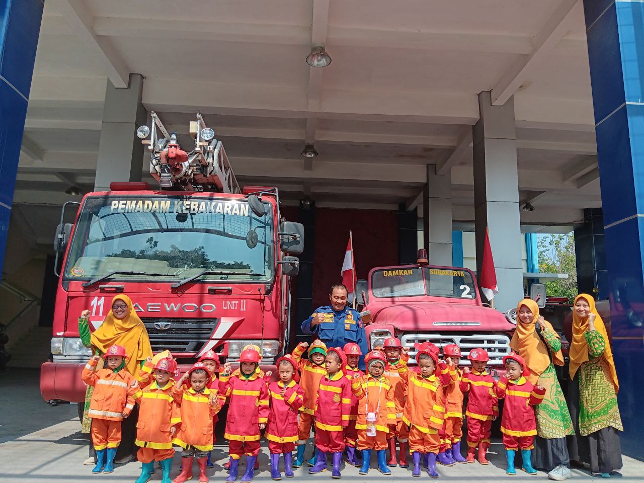 Kegiatan belajar di sekolah 1